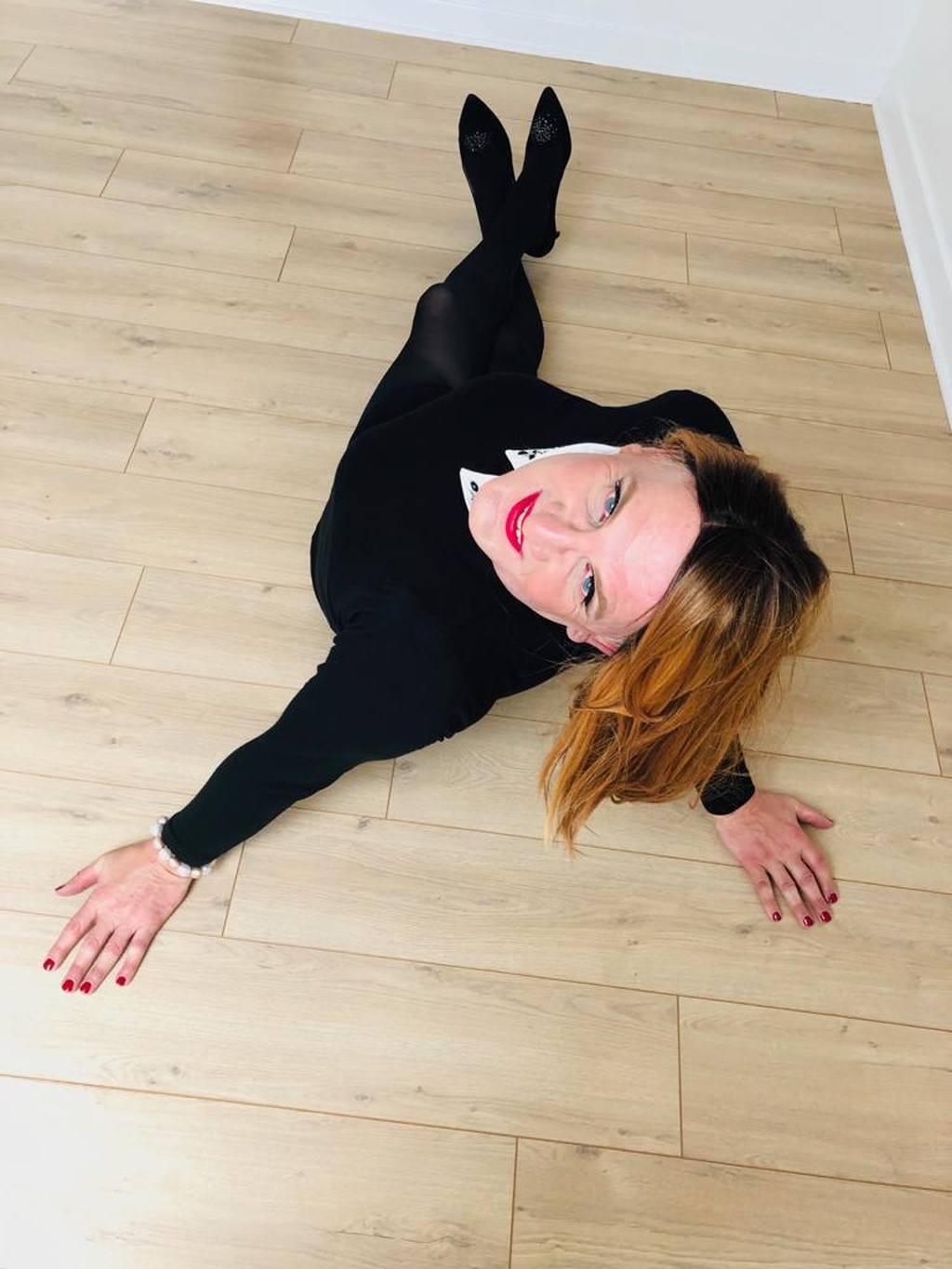 Dominique 6