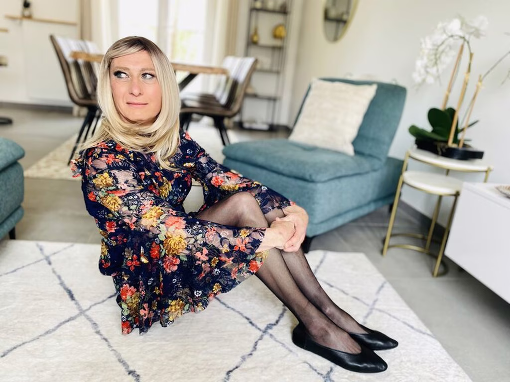 Tina travestissement chez Transbeauté 7
