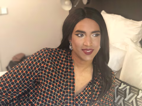 Maquillage pour transgenre et travesti