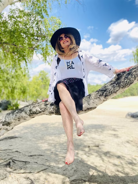 Sandra